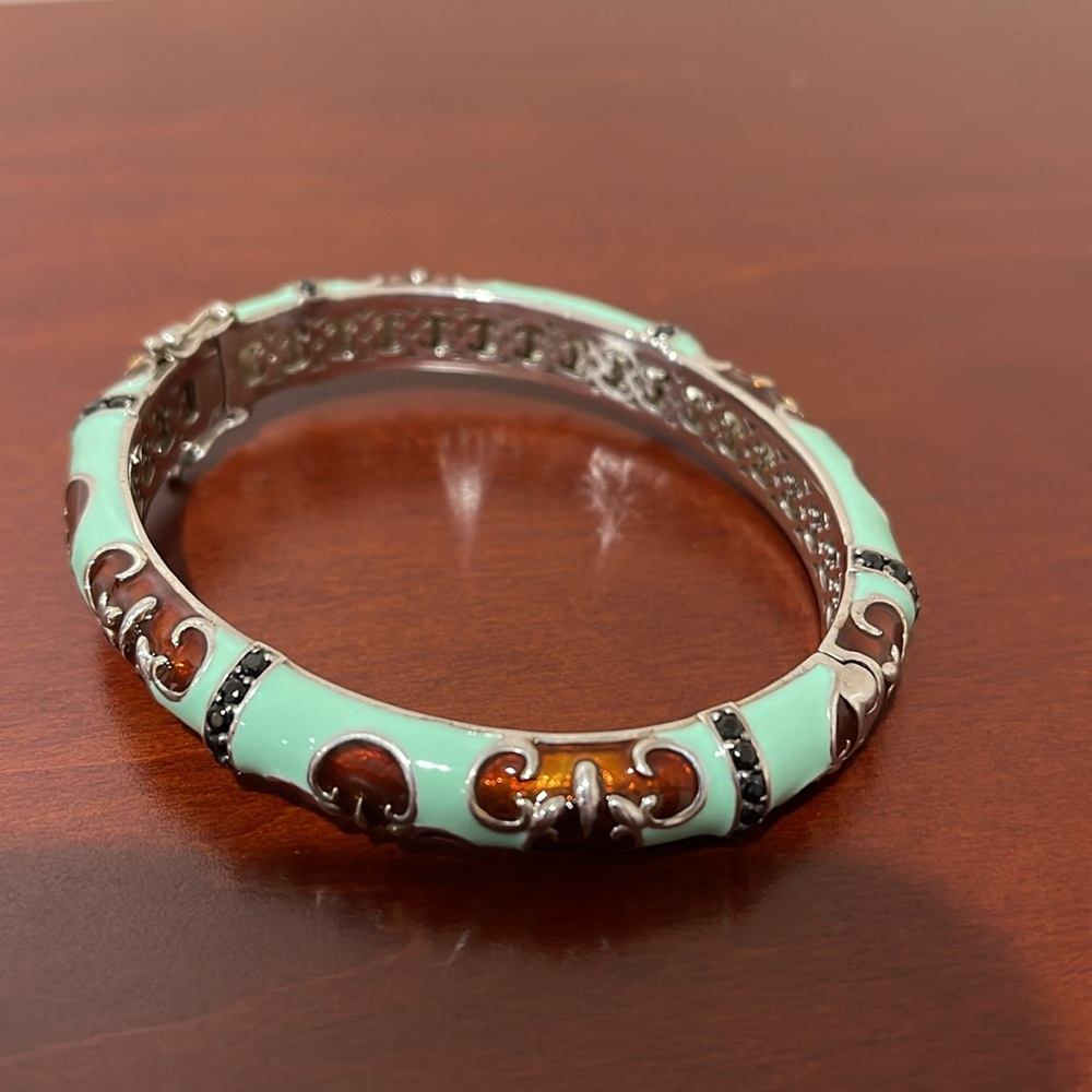 Amazing Sterling Silver, Enamel and Black Stones Oval Hinged Bangle Bracelet